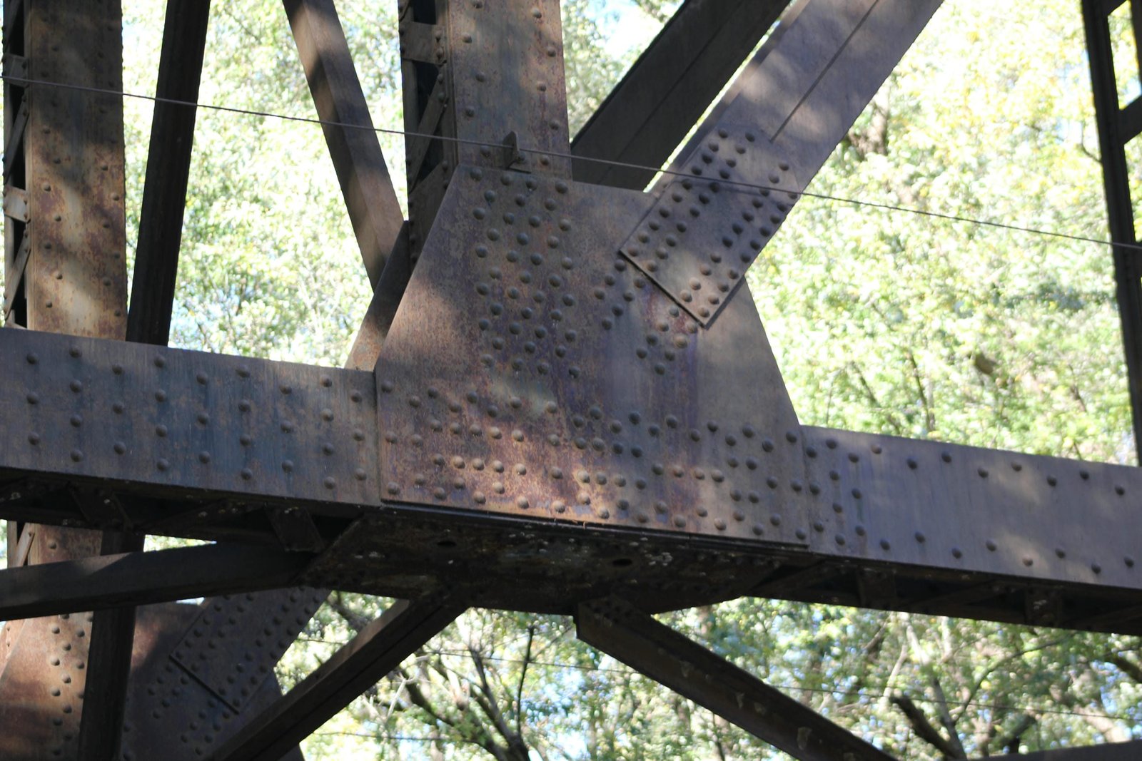 Lower connection, west truss span